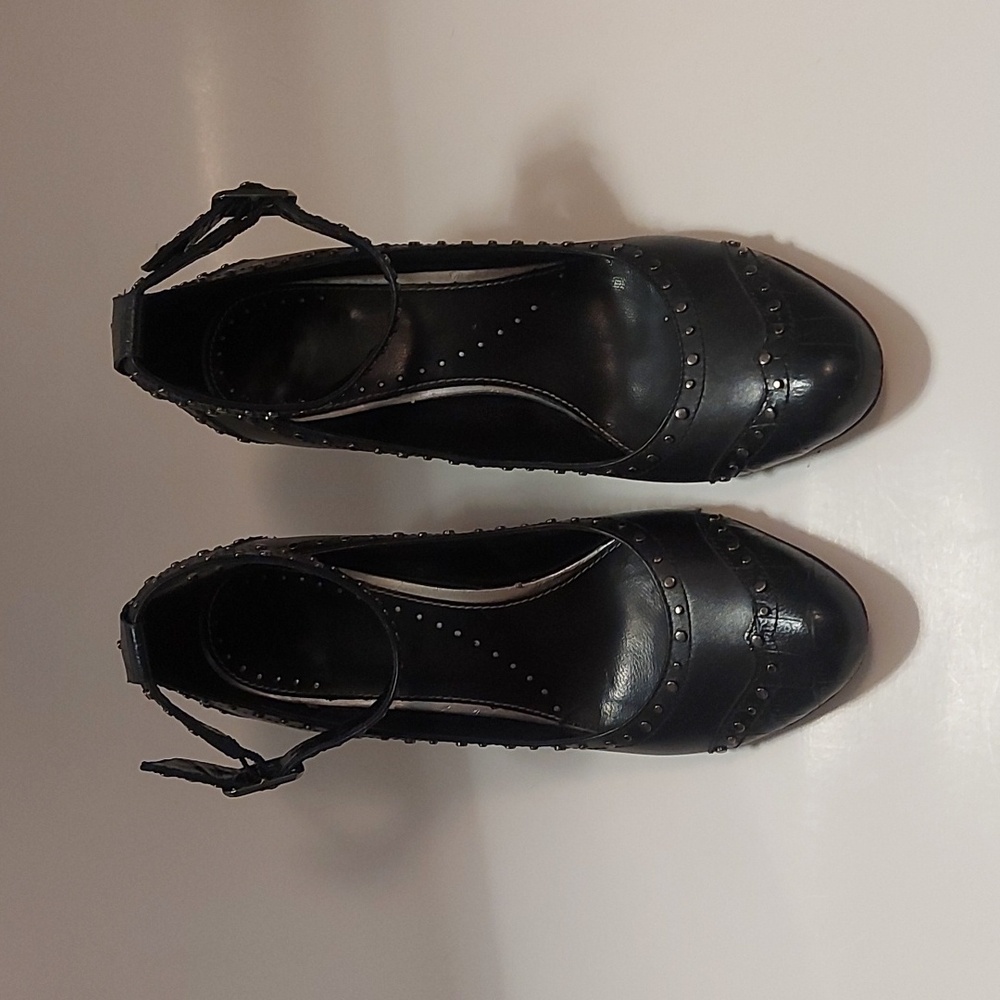 Richard Tyler studded leather heels/ pumps with an ankle strap